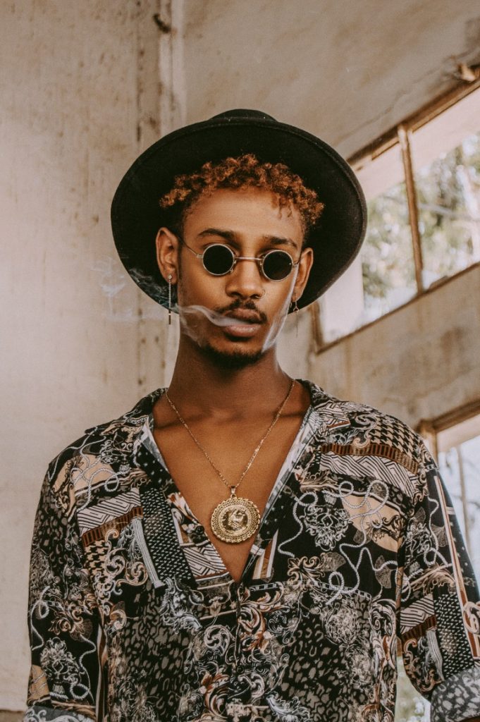 Picking the Perfect Summer Sunglasses for Your Eyes