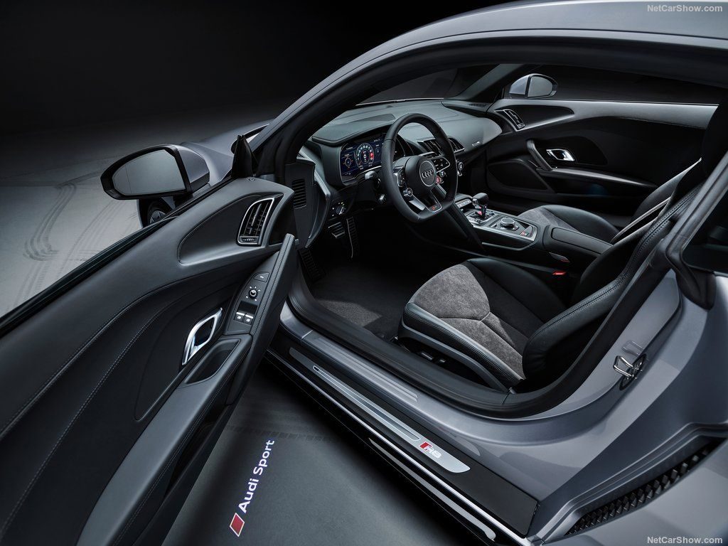 Mc! Auto: 2021 Audi R8 V10 RWD, The Low-Key Supercar