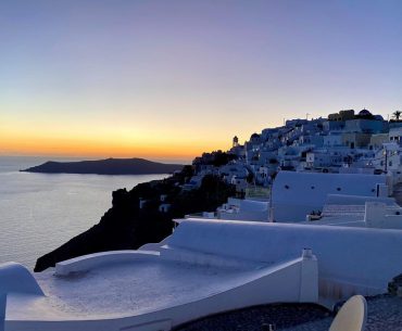 Santorini; Visa, Guide, Attractions and more