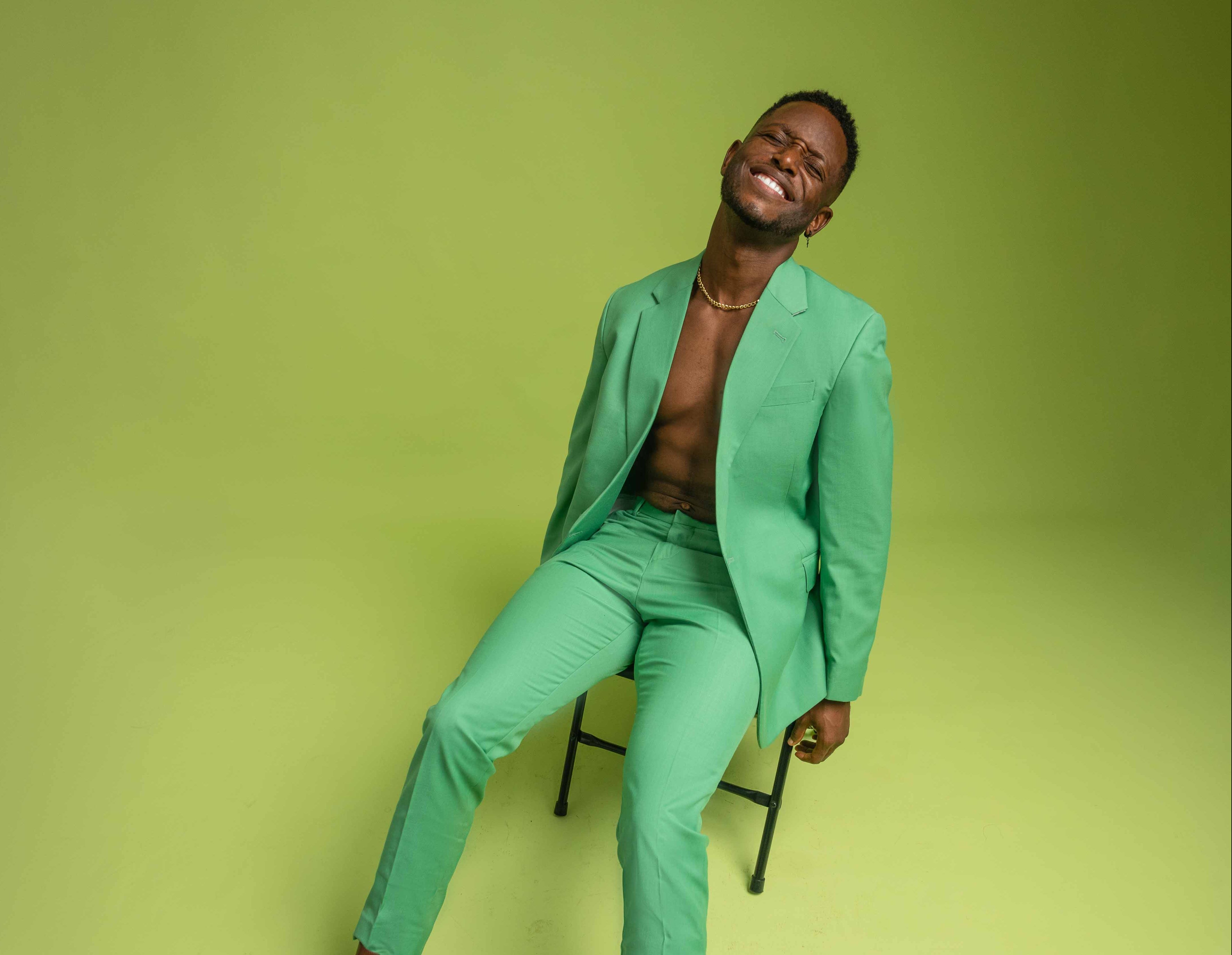 Chickie Rapper Singer Chiké Is Fashion-Forward in New #ChikeLive Images - Modaculture
