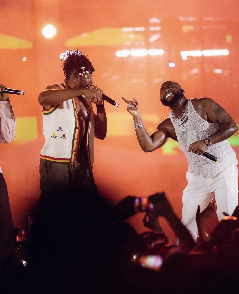 The Cavemen: A Fan's Stalkerish Exposé