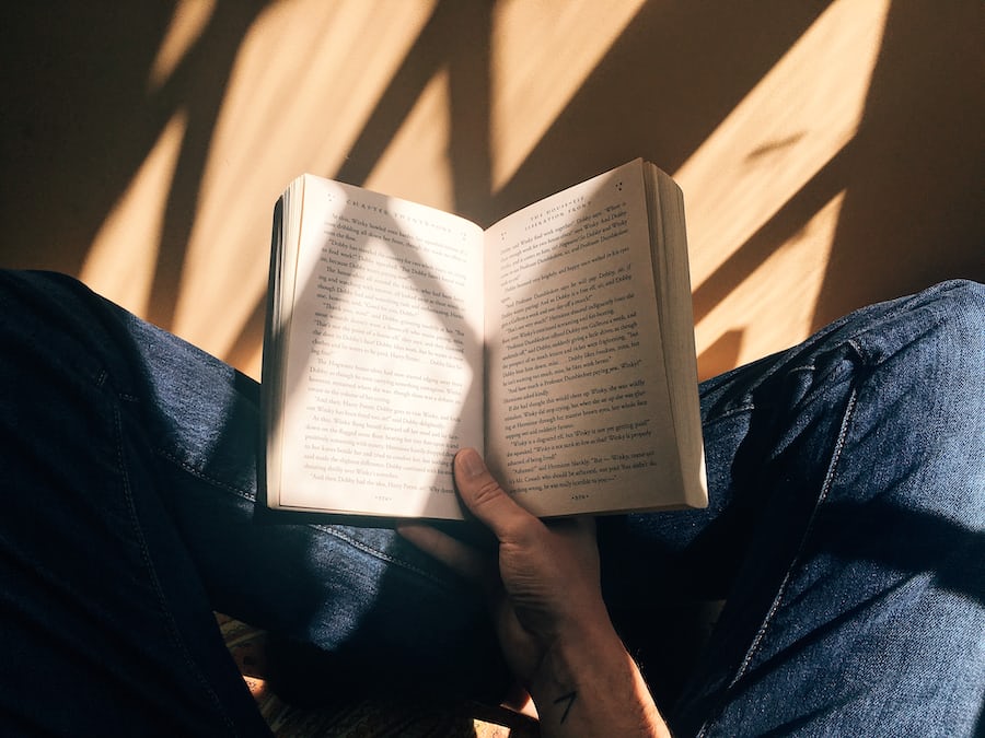 Books and Literature: Effective Tips To Fall Back In Love With Reading