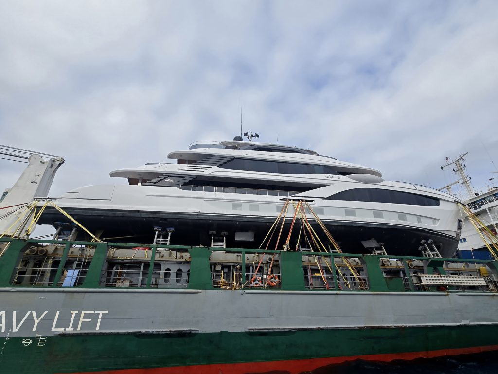 Majesty 145 Superyacht Sets Course for Europe